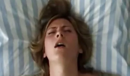 Chica videos xxx jovencitas dio un anal conjunto de tres