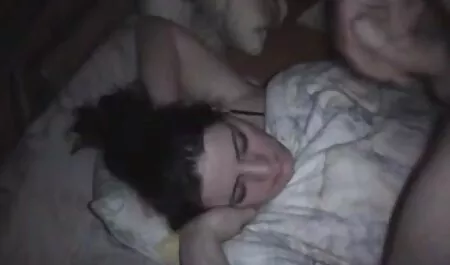 Las el mejor porno gratis niñas encontraron un cepillo como un pene y divertido