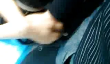 Casero MFM con videos de insesto rubia en medias
