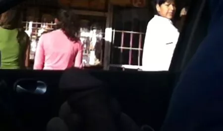 Esponjoso médico sentado en su cara videos xxx español y polla
