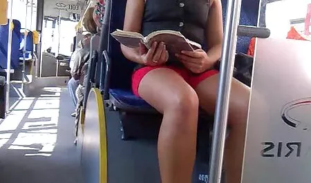 Morena en videos pornos diarios medias folla a su hombre