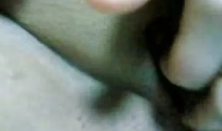 Coño peludo y petardas en español follar en el coño peludo