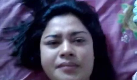 Ella organizó un xxxputas agradable despertador para el niño